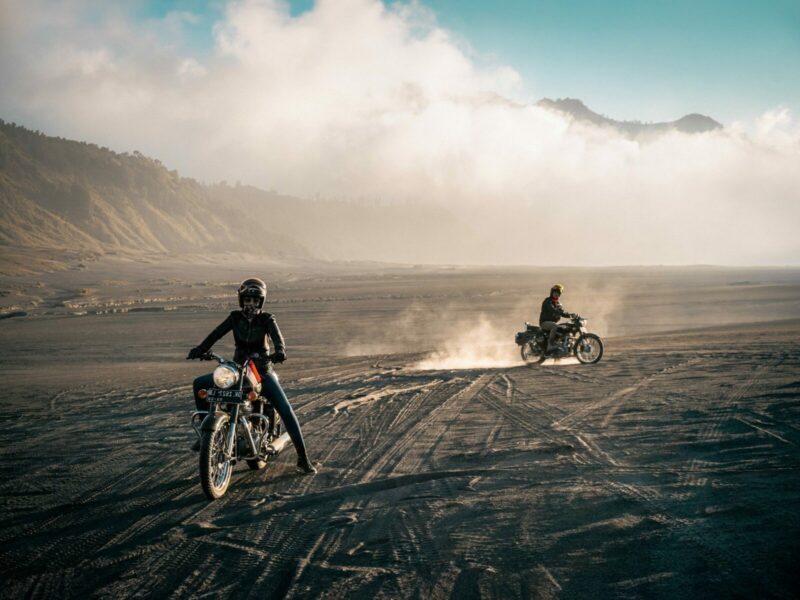 10 Raisons pour lesquelles voyager seul à moto est une désillusion